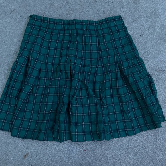 Ardene green pleaded skirt - Picture 1 of 3